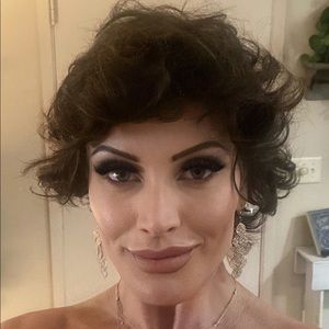 Tony of Beverly Short Dark Brown Wig